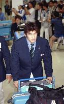 (2)Japanese athletes arrive in Pusan